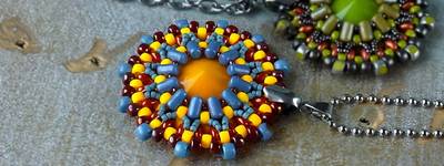 ROUND PENDANT WITH BEADS RULLA AND SUPERDUO AND MATUBO RIVOLI IN MANY COLOR VARIANTS