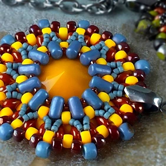 ROUND PENDANT WITH BEADS RULLA AND SUPERDUO AND MATUBO RIVOLI IN MANY COLOR VARIANTS
