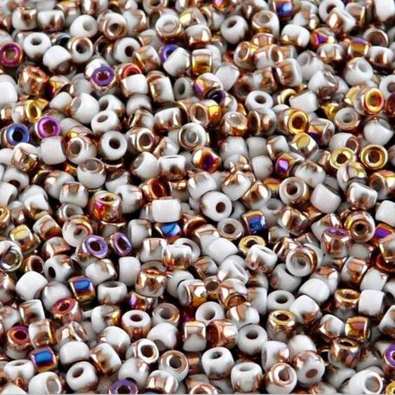 MATUBO™ 8/0 seed beads